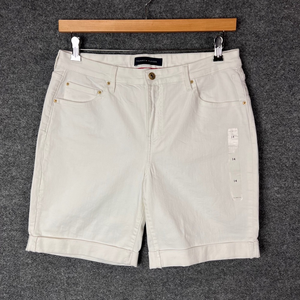 NEW Tommy Hilfiger Womens White Bermuda Shorts  Size 14 NWT‎